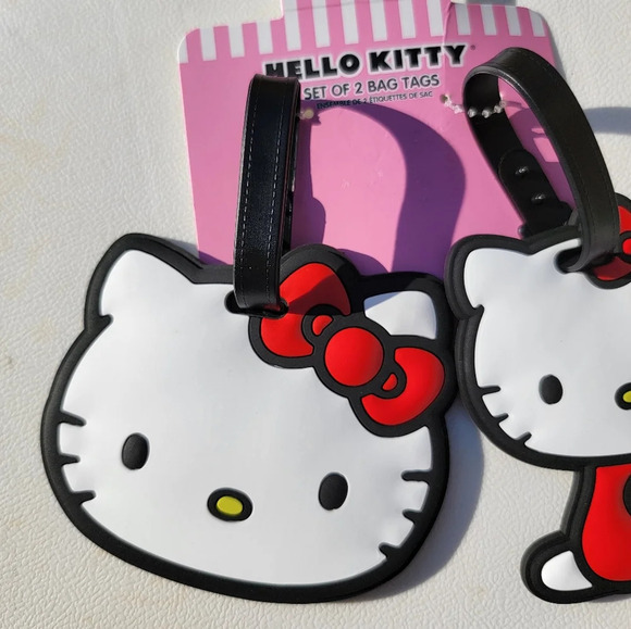 Hello Kitty Luggage Tag Set NWT - Picture 2 of 4
